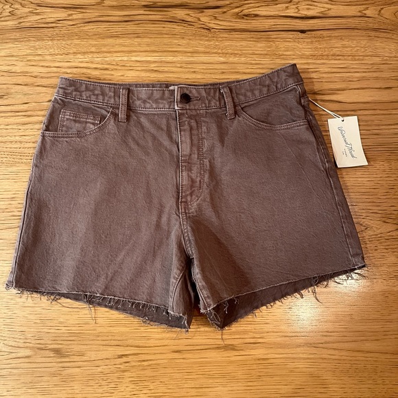 UNIVERSAL THREAD Wmn's Brown Stretch Cut-Off Midi Jean Shorts sz 8 NWT - Picture 1 of 5